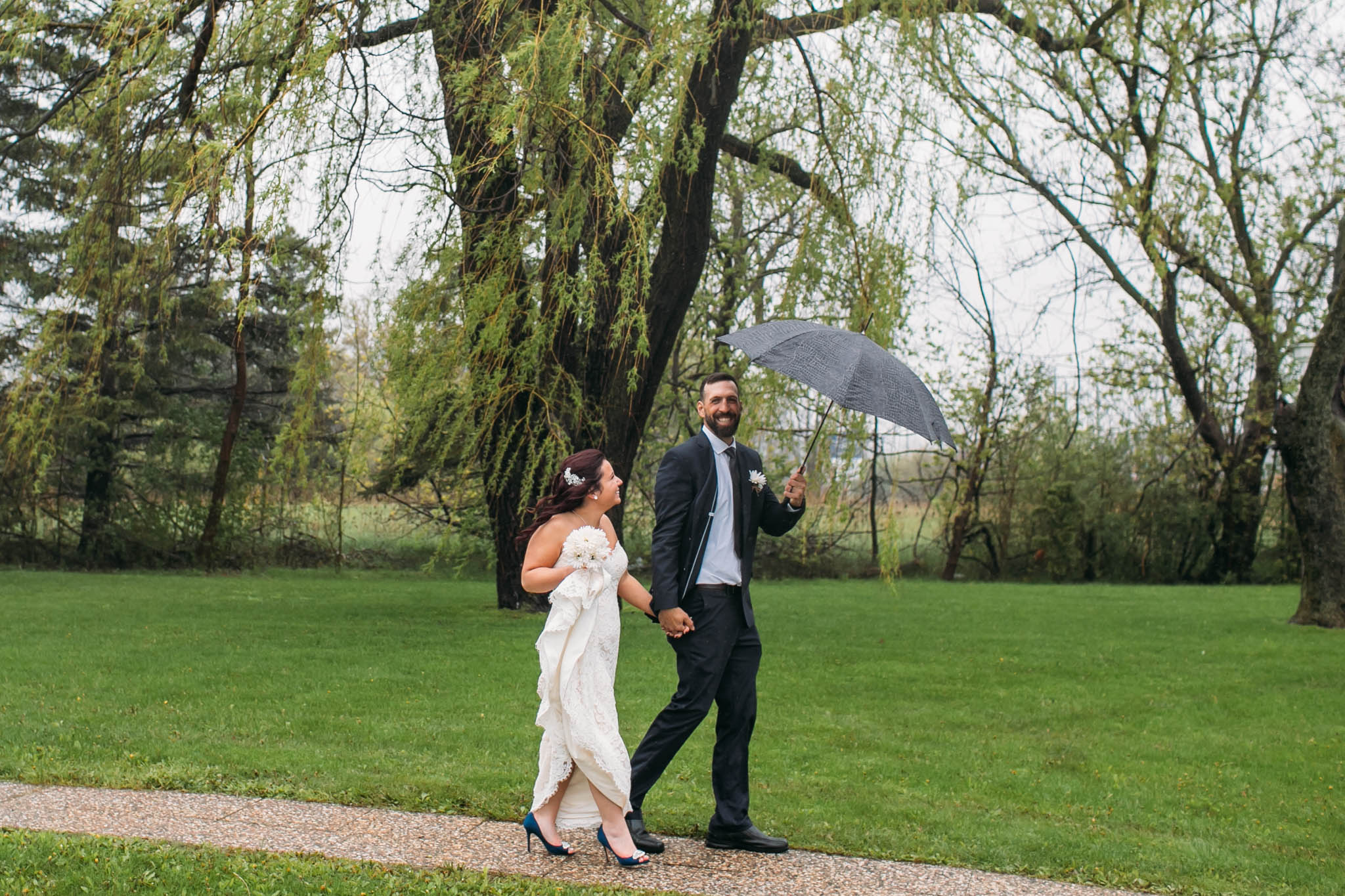 NIAGARAFALLSELOPEMENT32 Jess Little